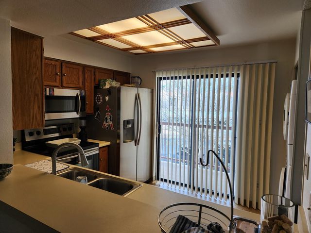 9275 E Mission Lane Unit 218, Scottsdale, AZ 85258