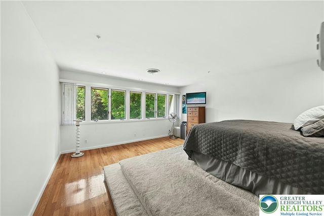80 Sutton Place, Palmer Twp, PA 18045