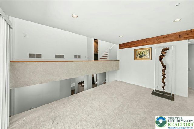 80 Sutton Place, Palmer Twp, PA 18045