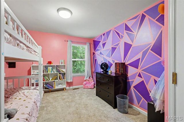 185 Roxbury Drive, O'fallon, MO 63366