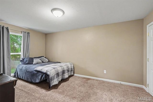 185 Roxbury Drive, O'fallon, MO 63366