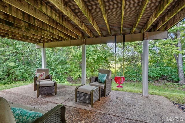185 Roxbury Drive, O'fallon, MO 63366