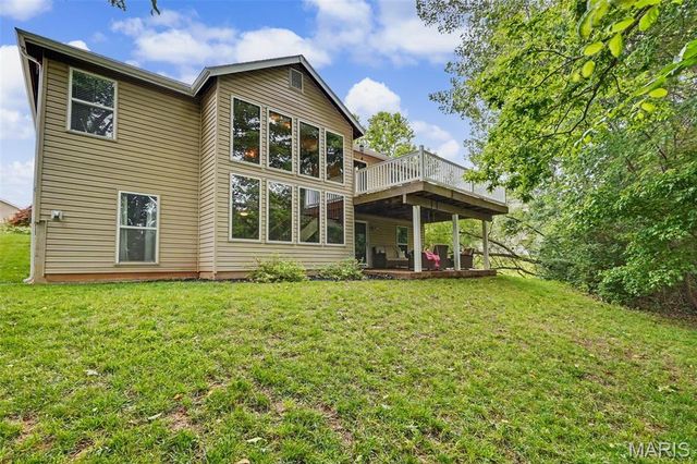 185 Roxbury Drive, O'fallon, MO 63366