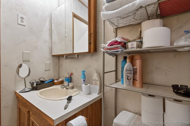 9838 S 4392, Locust Grove, OK 74352