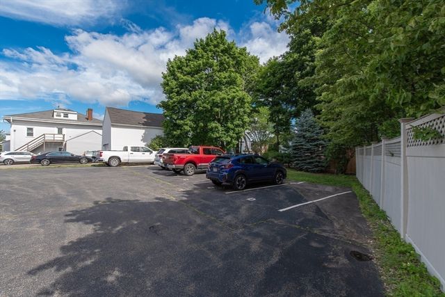 14 Pleasant St C, Franklin, MA 02038