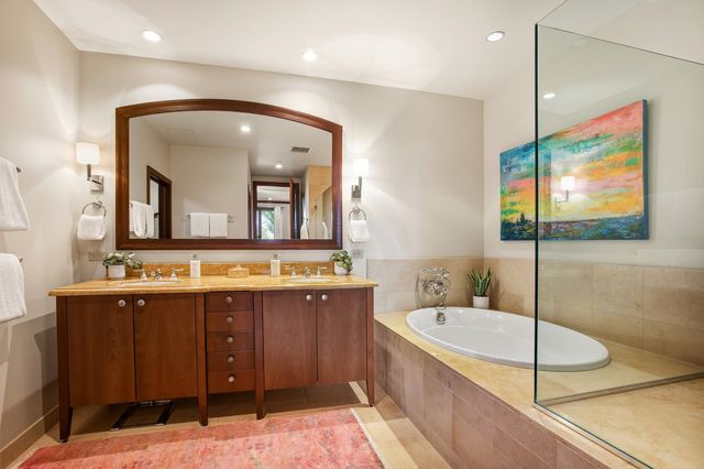 3800 Wailea Alanui Blvd PH511, Kihei, HI 96753