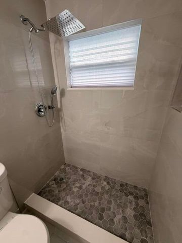 968 W 9TH Street B2, Riviera Beach, FL 33404