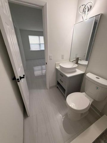 968 W 9TH Street B2, Riviera Beach, FL 33404