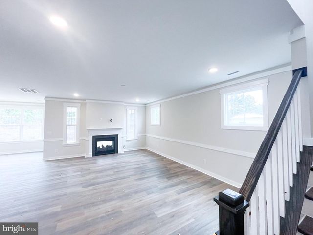 2402 FETLOCK DR, Stephenson, VA 22656