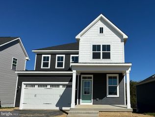 2402 FETLOCK DR, Stephenson, VA 22656