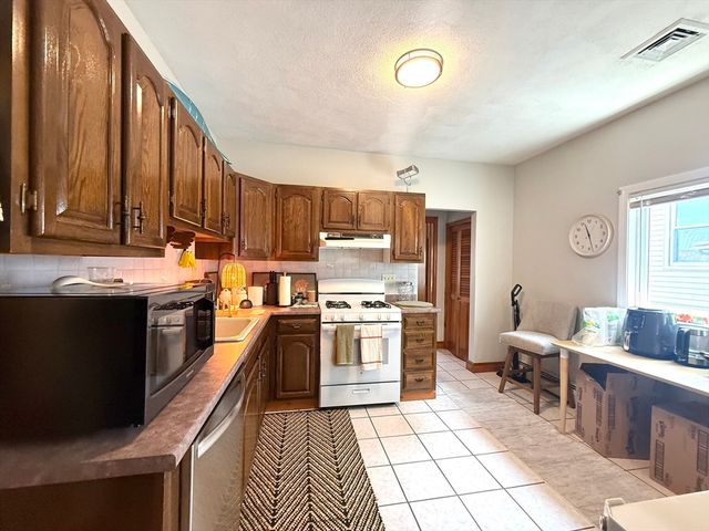49 Curtis Ave. 2, Somerville, MA 02144