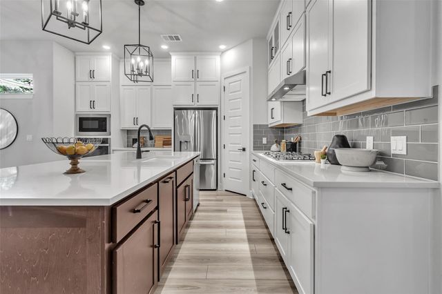 1808 Holly ST, Austin, TX 78702