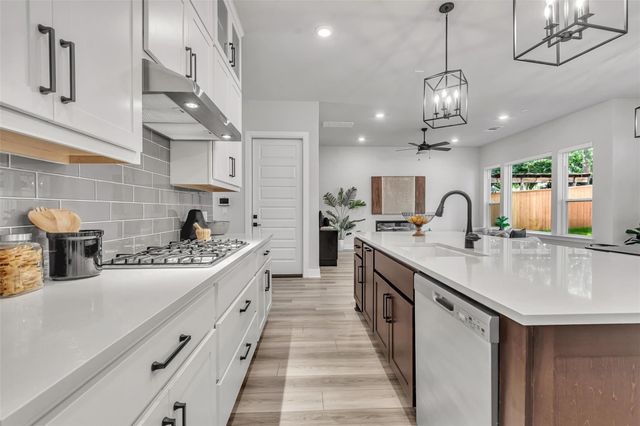 1808 Holly ST, Austin, TX 78702