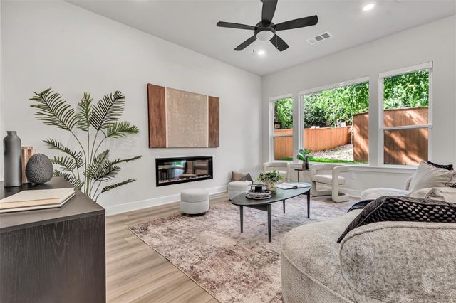 1808 Holly ST, Austin, TX 78702