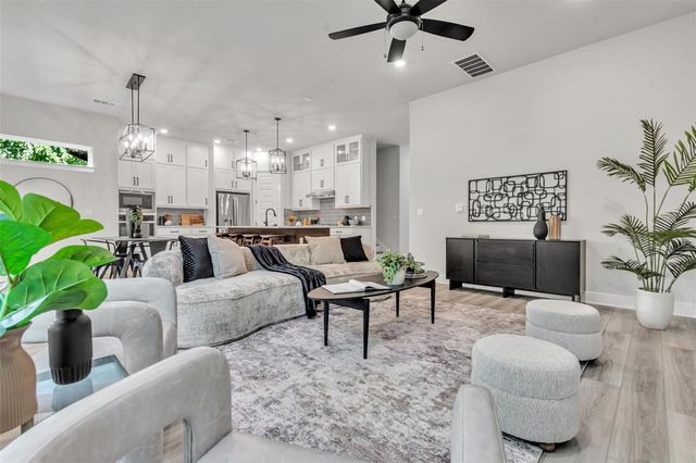 1808 Holly ST, Austin, TX 78702