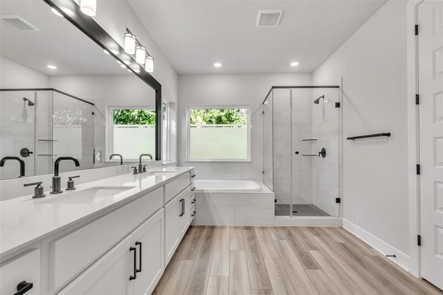1808 Holly ST, Austin, TX 78702