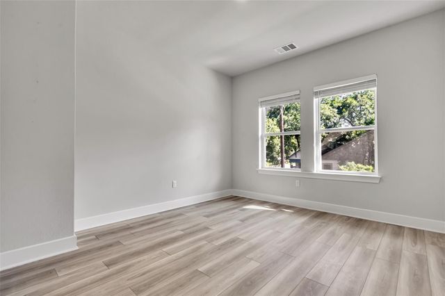1808 Holly ST, Austin, TX 78702