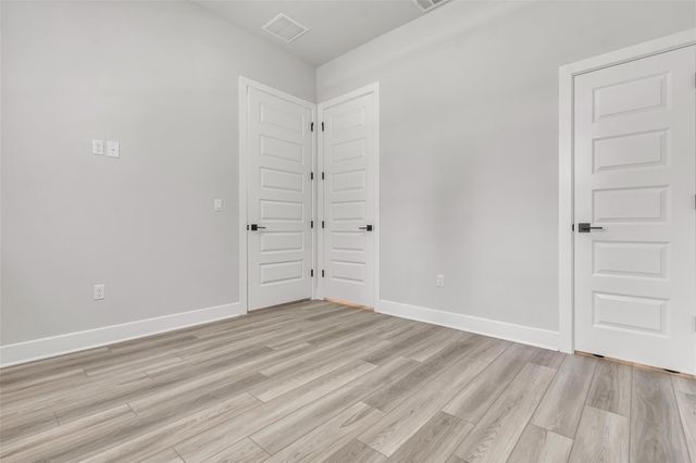 1808 Holly ST, Austin, TX 78702