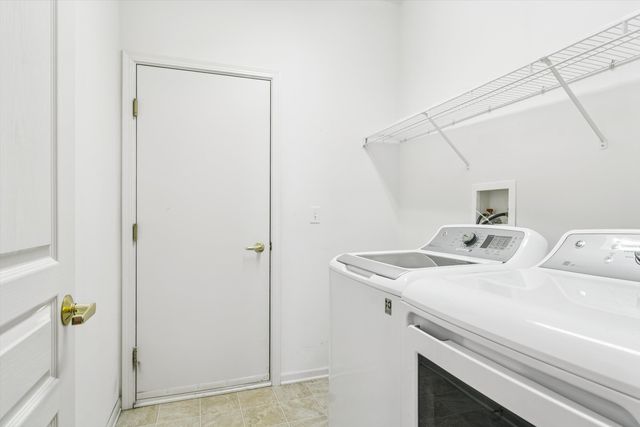 12543 Castle Rock Drive, Huntley, IL 60142