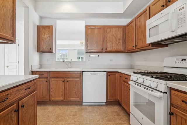 12543 Castle Rock Drive, Huntley, IL 60142