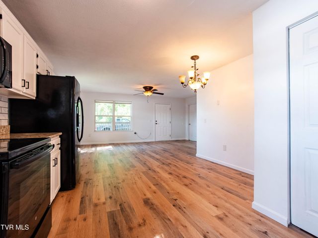 410 North Armstrong Street, Rogersville, TN 37857