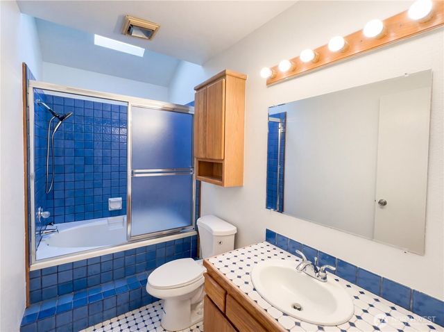 515 Thistle Street, Port Angeles, WA 98362