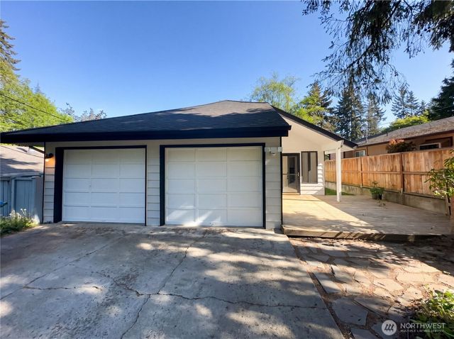 515 Thistle Street, Port Angeles, WA 98362