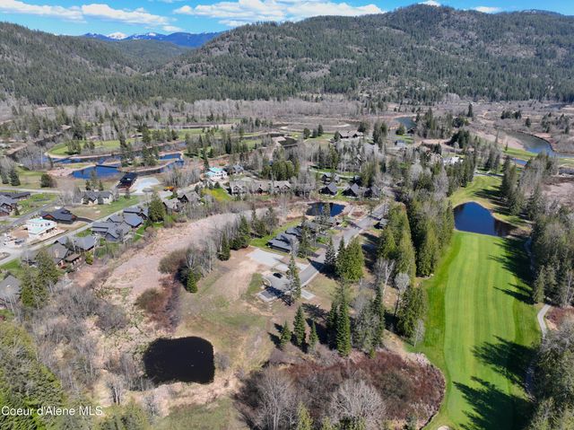 151 Oxbow Rd, Sandpoint, ID 83864