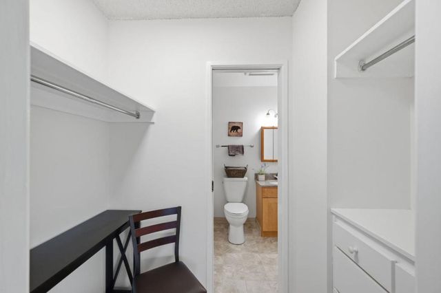930 Peninsula Avenue 306, San Mateo, CA 94401