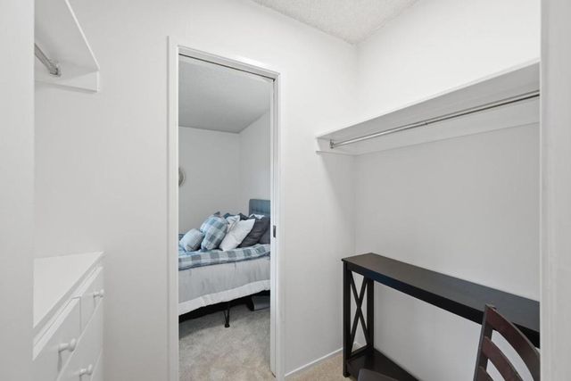 930 Peninsula Avenue 306, San Mateo, CA 94401