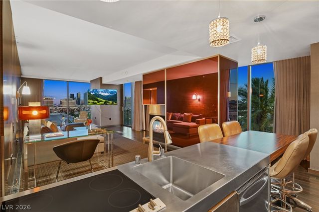 4381 West Flamingo Road 8322, Las Vegas, NV 89103