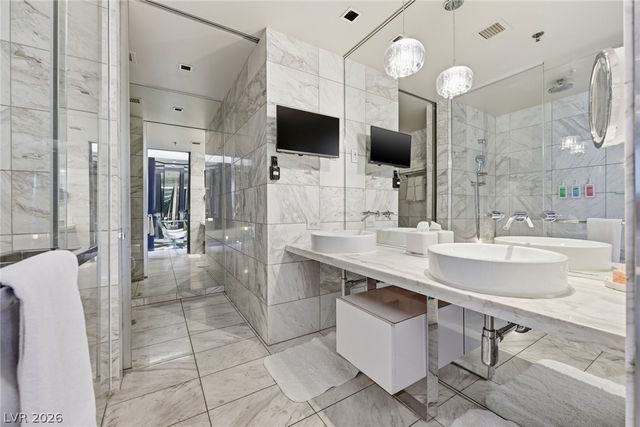 4381 West Flamingo Road 8322, Las Vegas, NV 89103