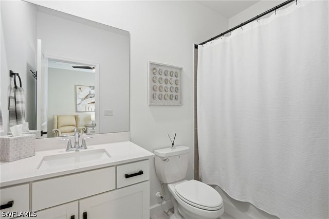 18566 Ives DR, Estero, FL 33928