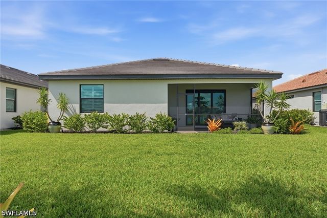 18566 Ives DR, Estero, FL 33928