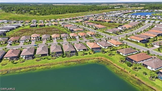 18566 Ives DR, Estero, FL 33928