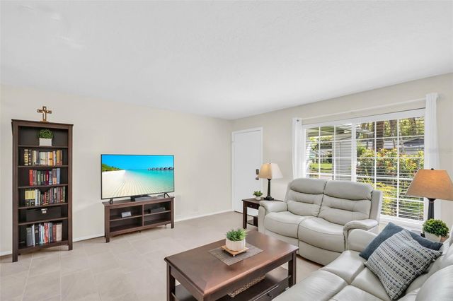 2869 DOONE CIRCLE, Palm Harbor, FL 34684