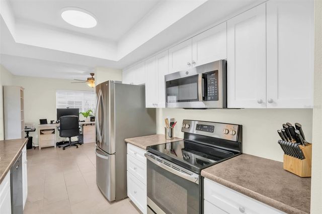 2869 DOONE CIRCLE, Palm Harbor, FL 34684