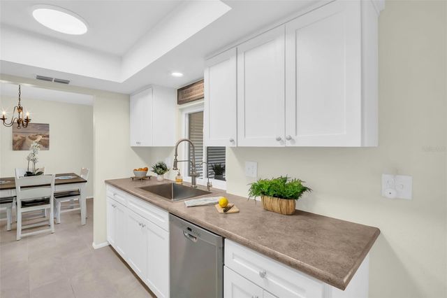 2869 DOONE CIRCLE, Palm Harbor, FL 34684