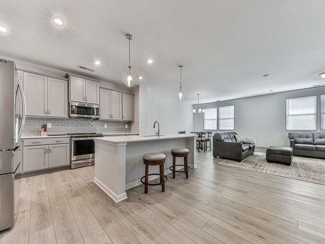 505 Regency Trail, Acworth, GA 30102