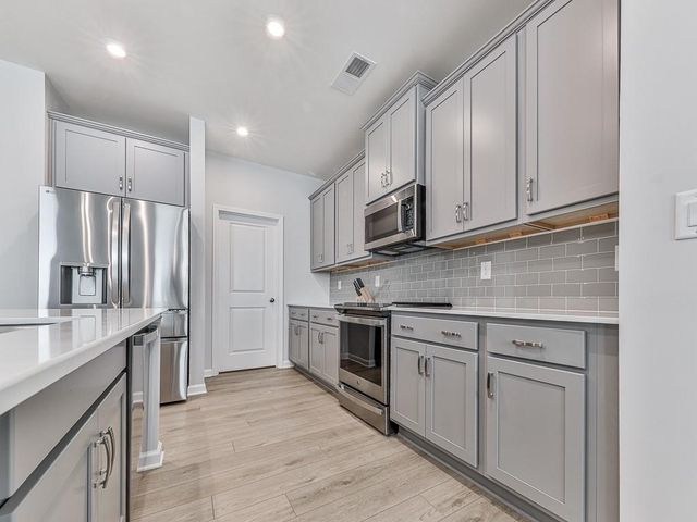 505 Regency Trail, Acworth, GA 30102