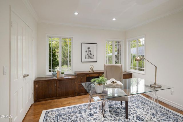 941 Chehalem Road, La Canada Flintridge, CA 91011