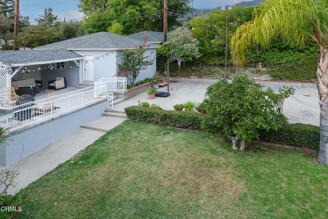 941 Chehalem Road, La Canada Flintridge, CA 91011