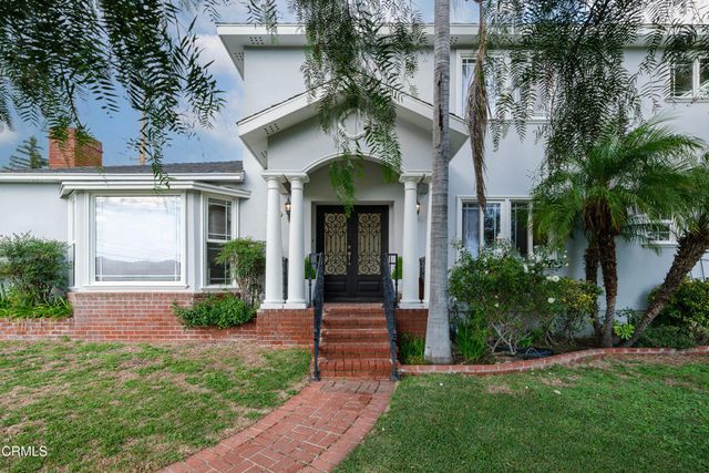 941 Chehalem Road, La Canada Flintridge, CA 91011