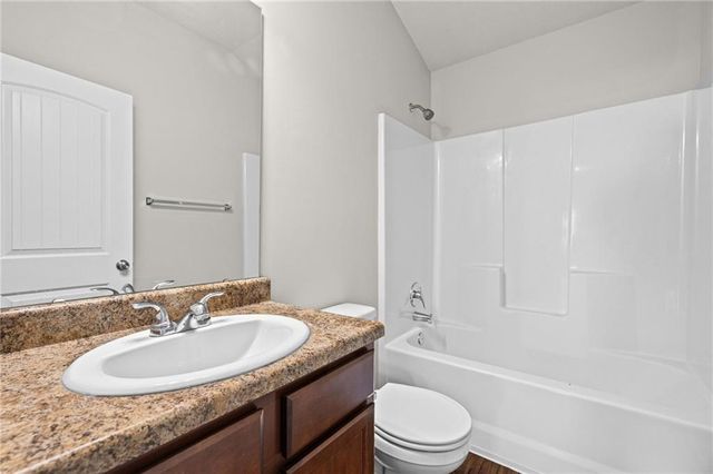 17195 S Pratt Street, Gardner, KS 66030