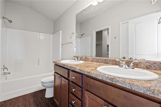 17195 S Pratt Street, Gardner, KS 66030