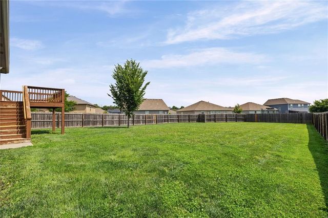 17195 S Pratt Street, Gardner, KS 66030