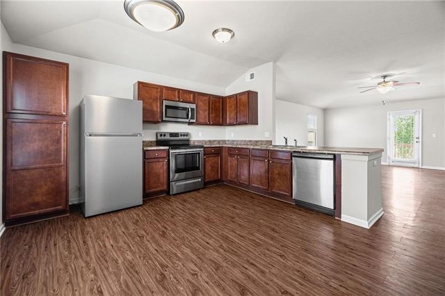 17195 S Pratt Street, Gardner, KS 66030