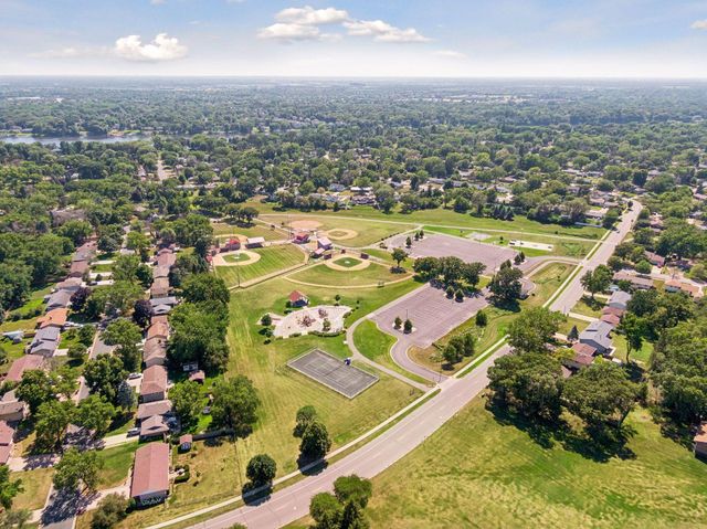2516 103rd Avenue NW, Coon Rapids, MN 55433