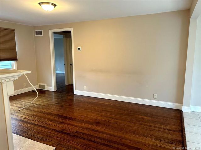 30 Fulton Drive, Groton, CT 06340