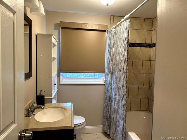 30 Fulton Drive, Groton, CT 06340